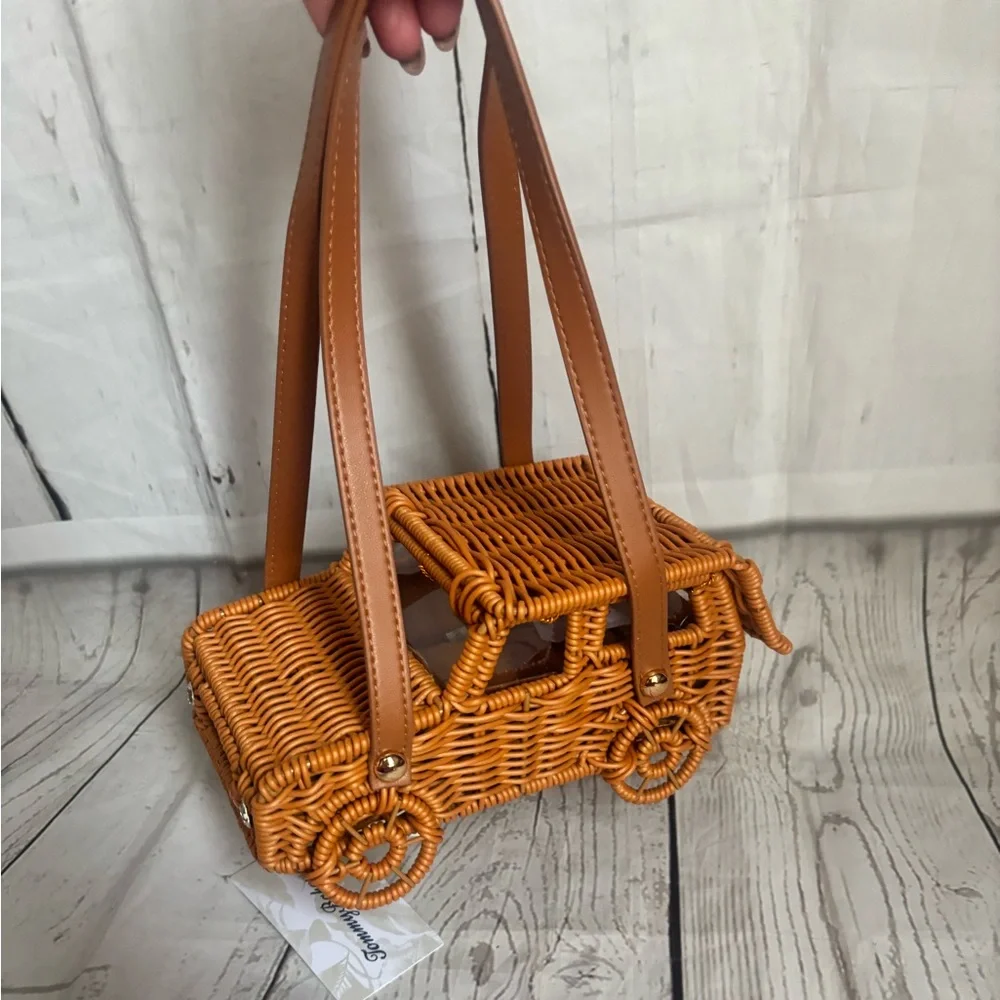 NWT Wicker Car Jeep Shaped Handbag Tommy Bahama Viral Tik Tok Bag Brown Tan - Picture 5 of 11